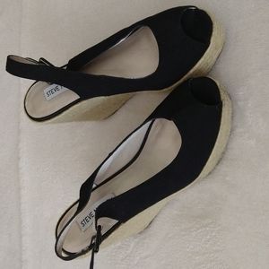 Steve Madden Espadrille Black wedges 8